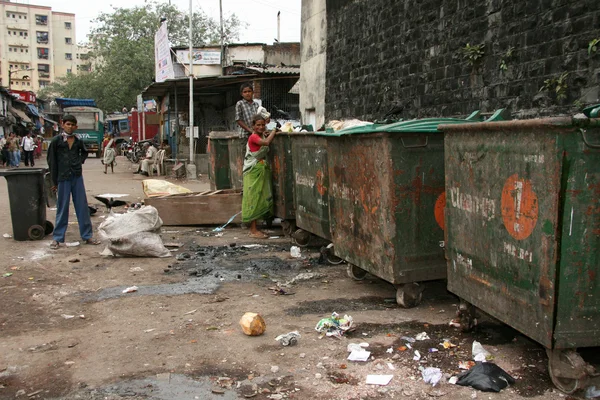 Street waste management